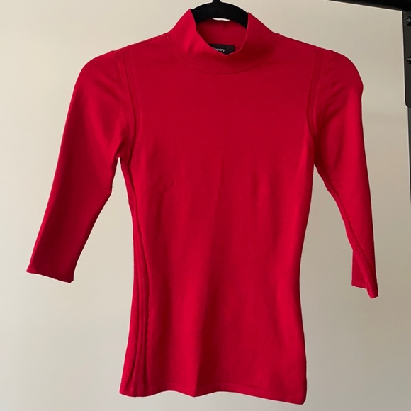 Theory Fitted Neck Top - Picture 2 of 7